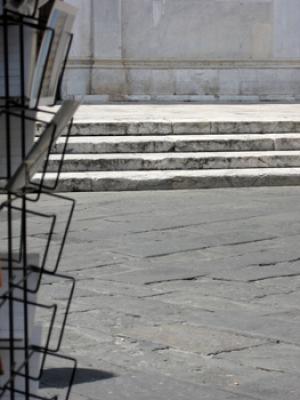 Dome Stairs in Lucca -  Vadehra Treskow -  auf  - Array - 